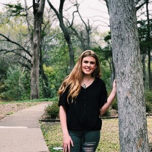 Meet your Posher, Georgia